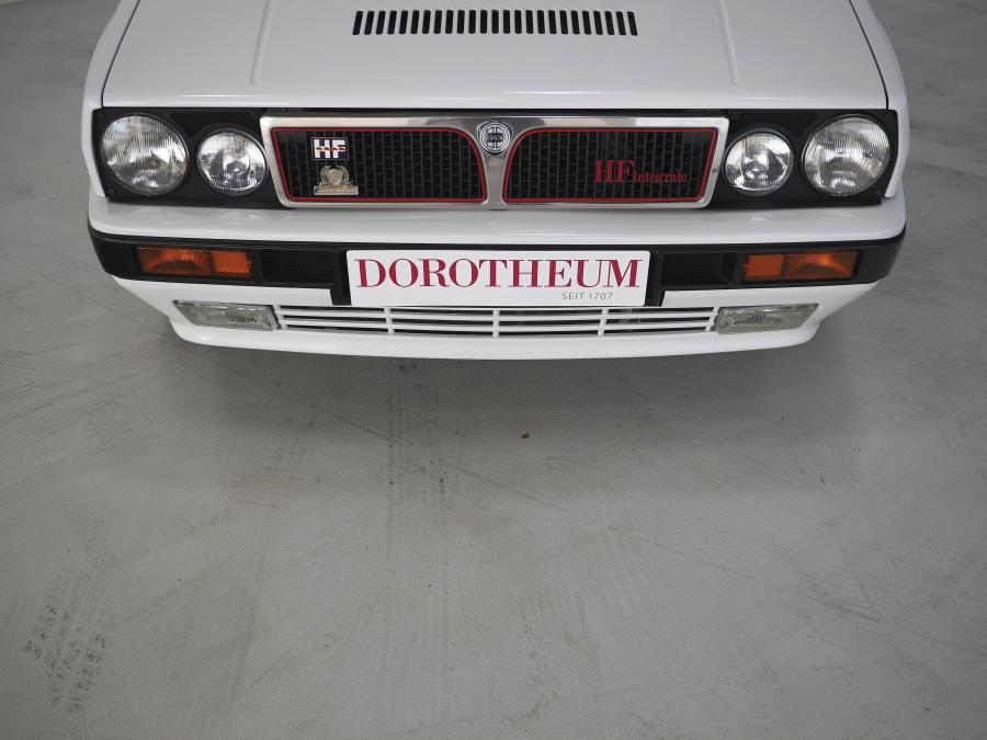 Детали экстерьера Lancia Delta HF Integrale 8V 1988 года  (фото 9 из 12)